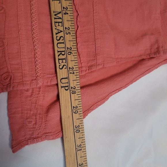 Soft Surroundings Women's Button Up 100%Cotton Salmon Top Size M Lace Detail - Picture 11 of 12